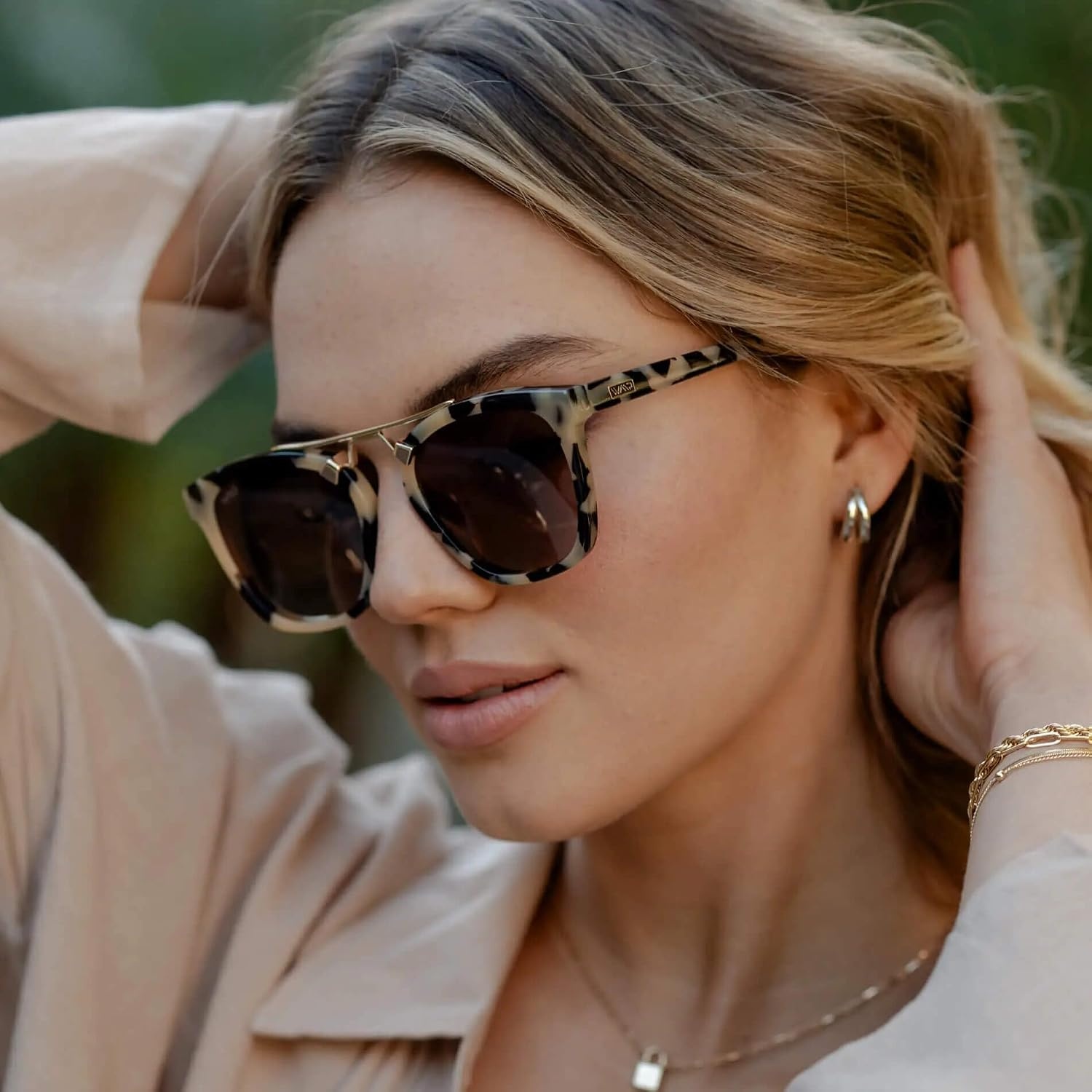 image:imageWearMe Pro WMP Eyewear  Womens Oversized Polarized Sunglasses Square Vintage Style with Metal DoubleBar BridgeBeige TortoiseGradient Brown Lens